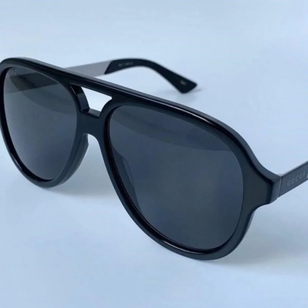 Authentic- New - Gucci Men’s Sunglasses GG0688S 001 Black/ Gray